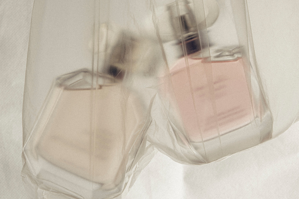 Soft and Grainy Perfumes